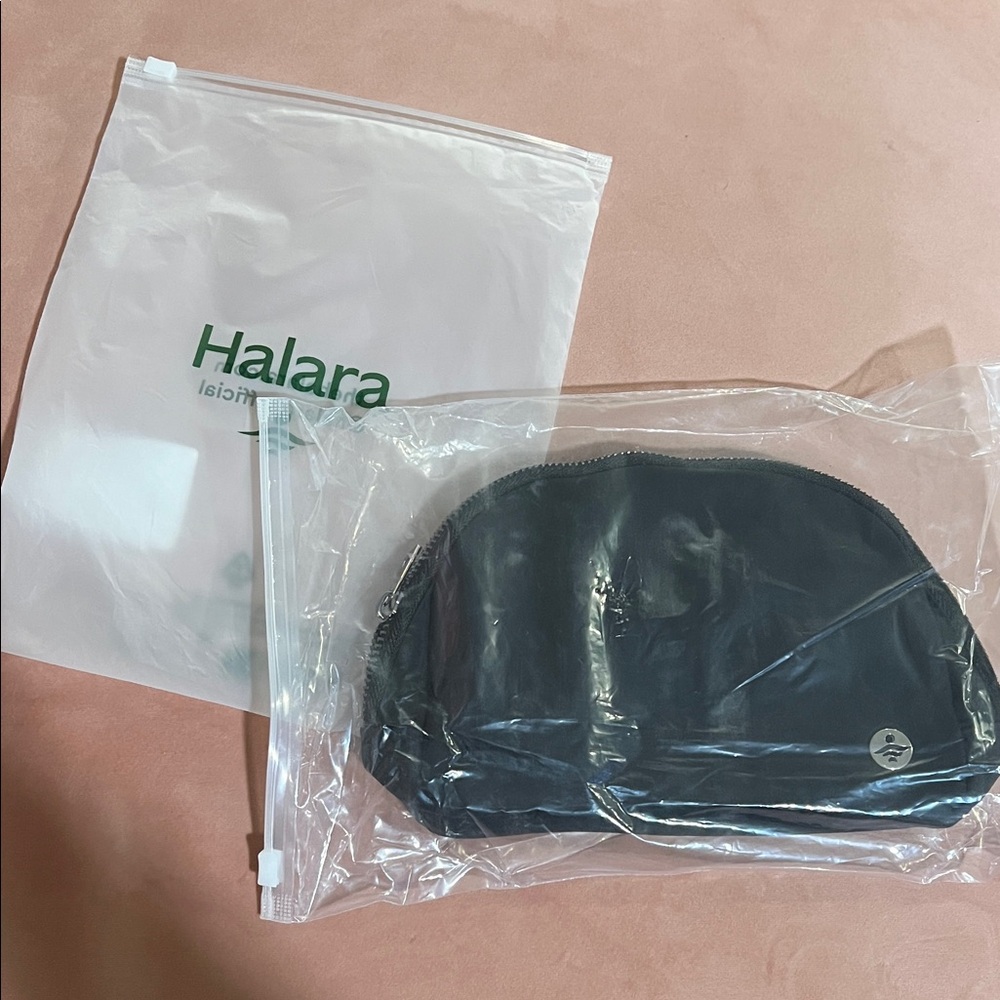 Halara Black belt Bag